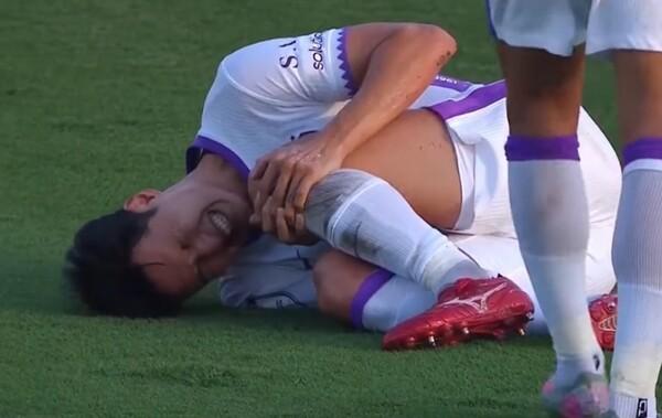 当地时间, 后腰朴镕宇