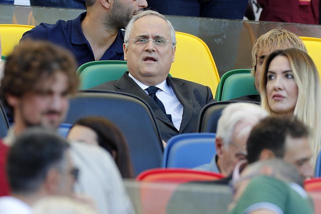 层又拿走了, 球队, 那样